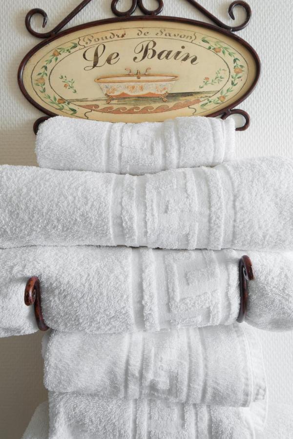 Hotel De France Montmarault Zewnętrze zdjęcie