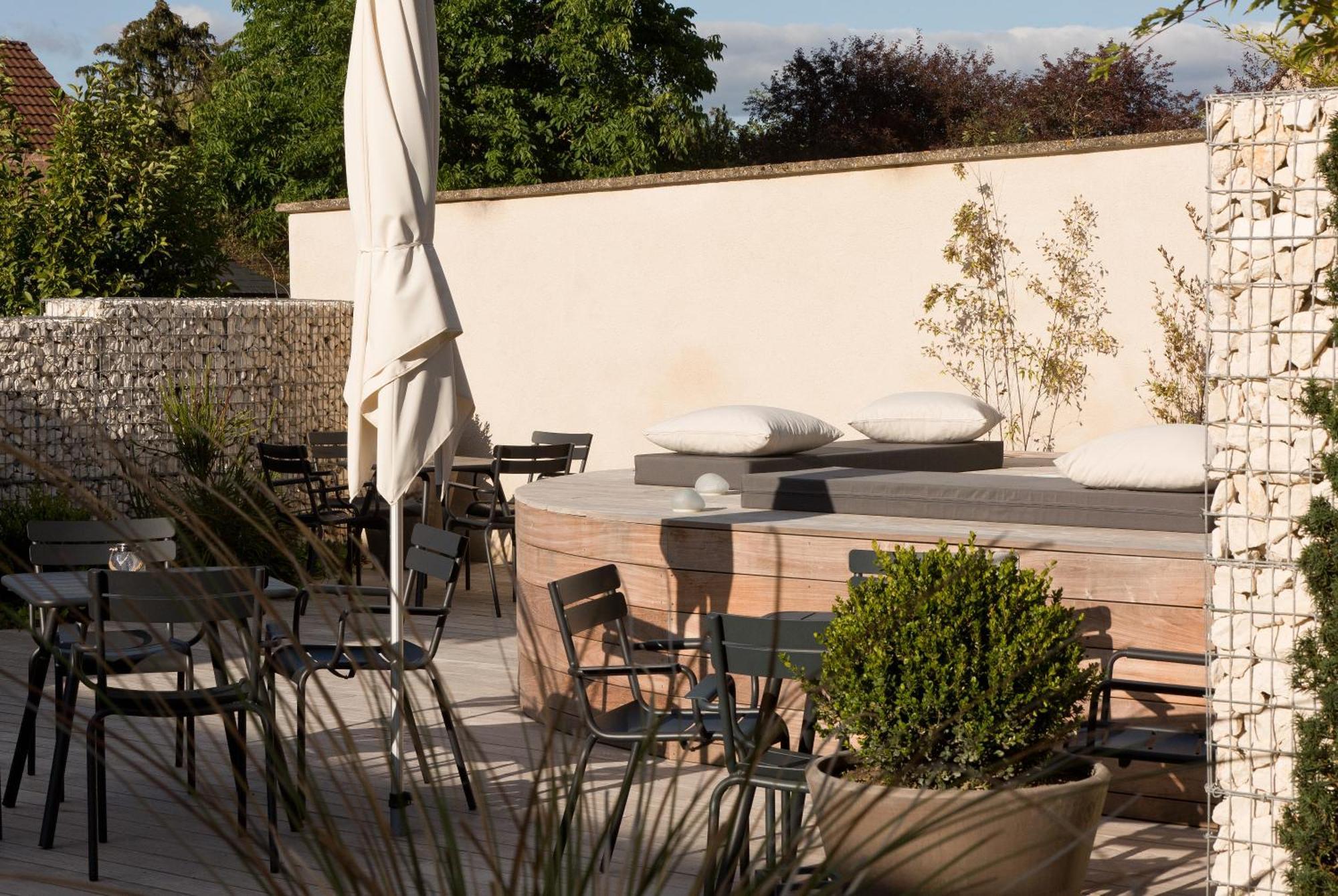 Hotel De France Montmarault Zewnętrze zdjęcie